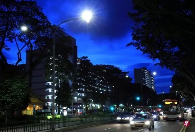 新加坡(po)計劃2022年前將全國路燈(deng)更換(huan)成LED